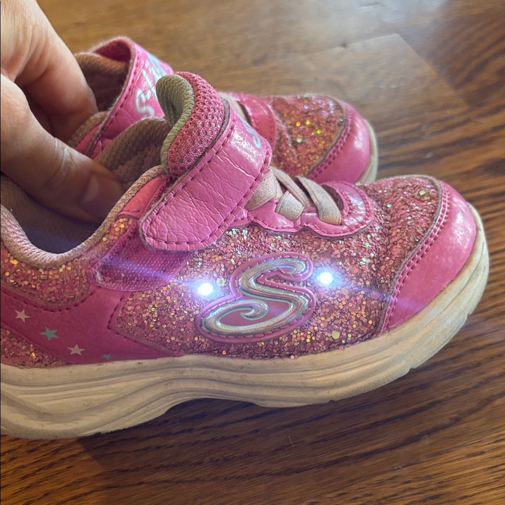 Skechers Kids' Light up Pink Glitter Shoes